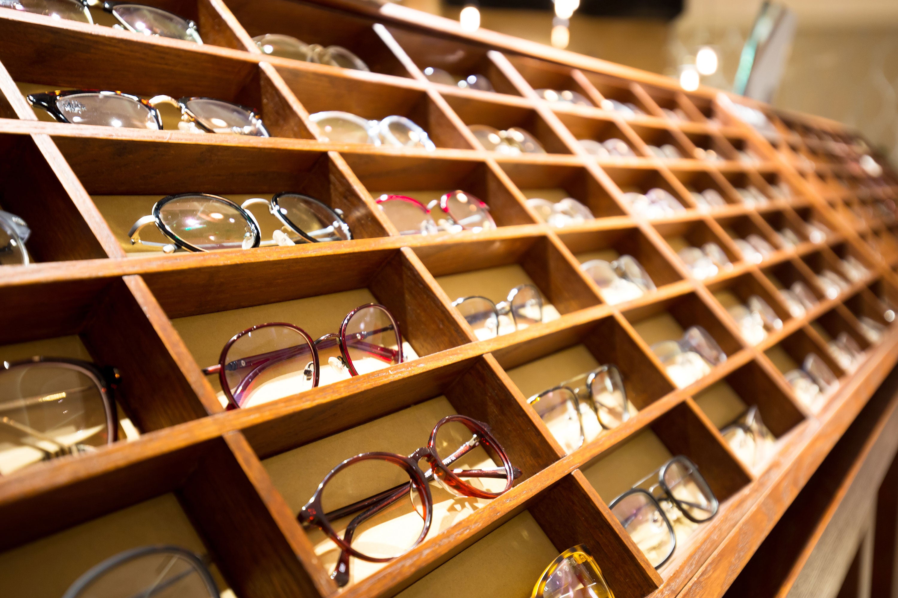 Eyewear Wholesale Display