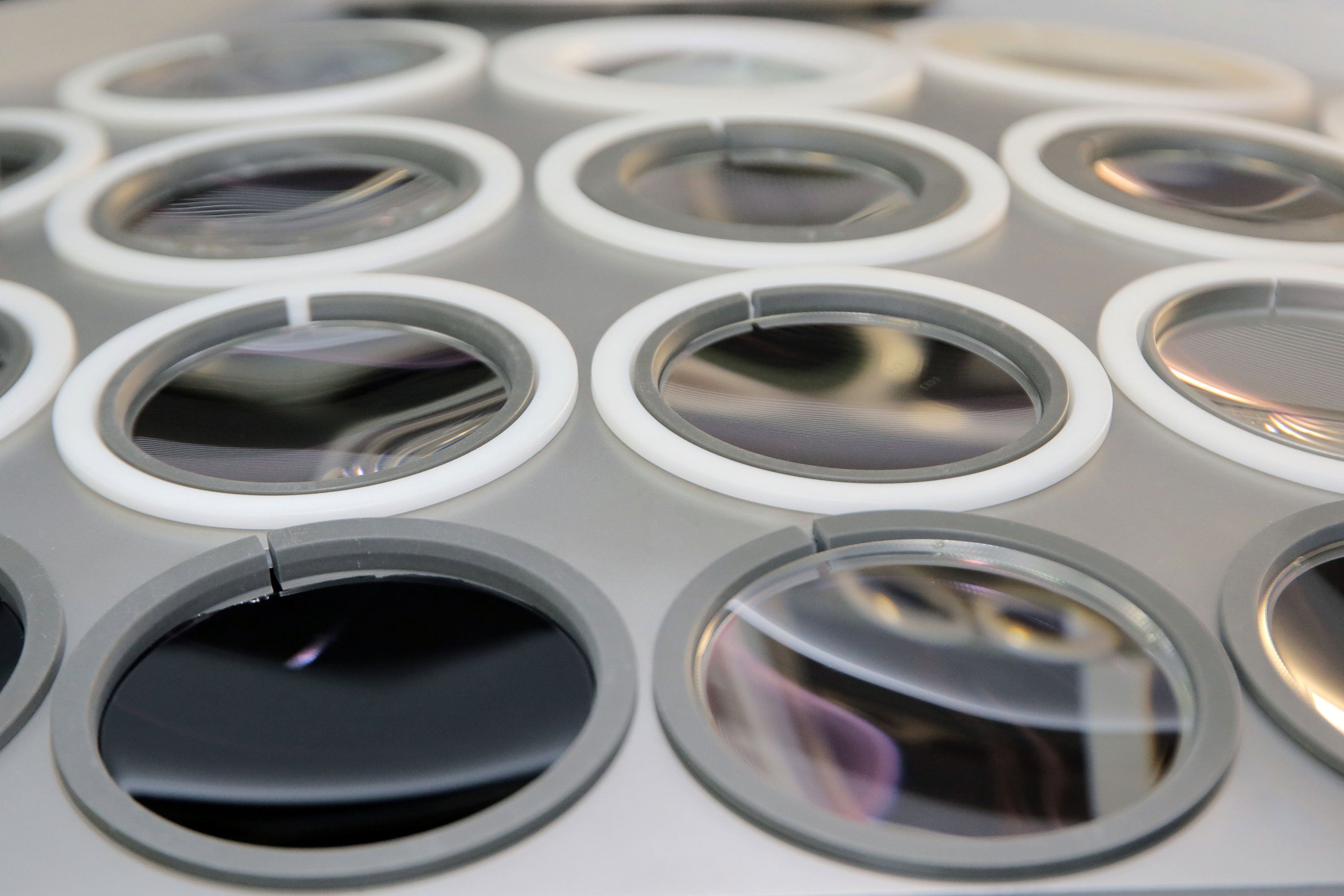 eyewear lens manufacturing