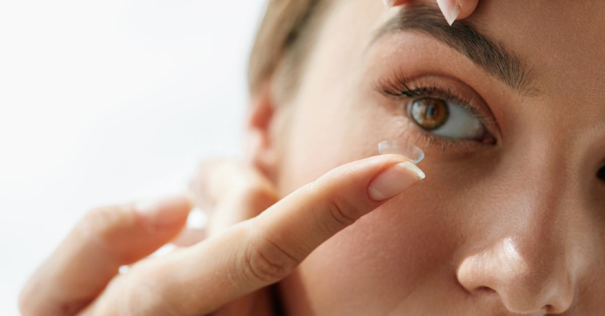 is it safe to buy contacts online?