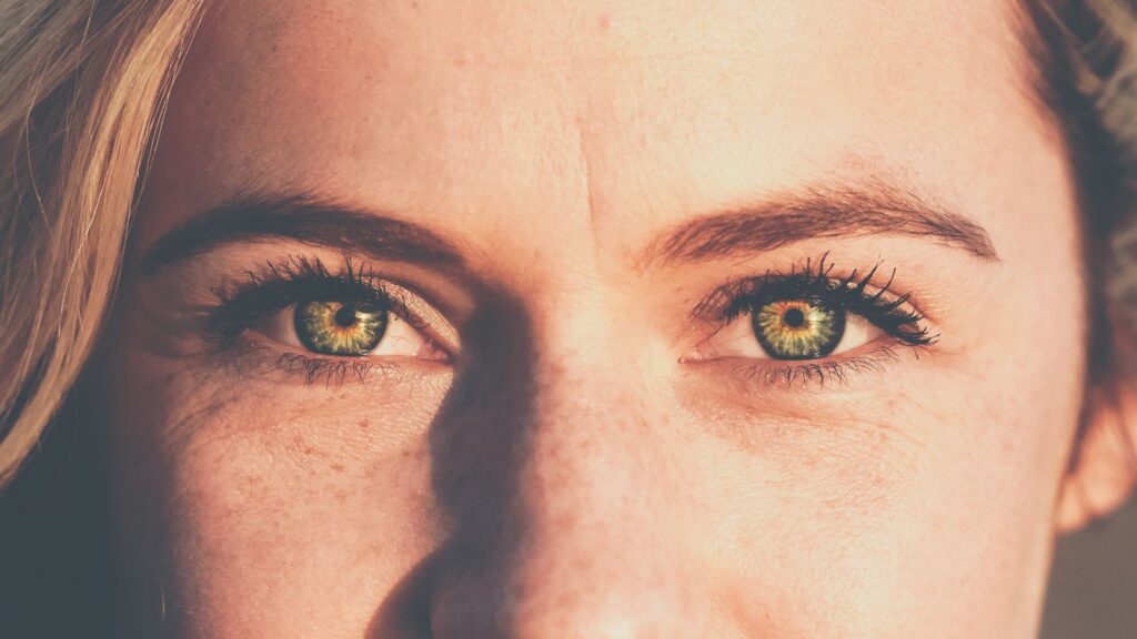 woman's eyes